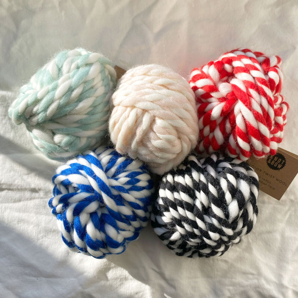Color Twist Wool Ball