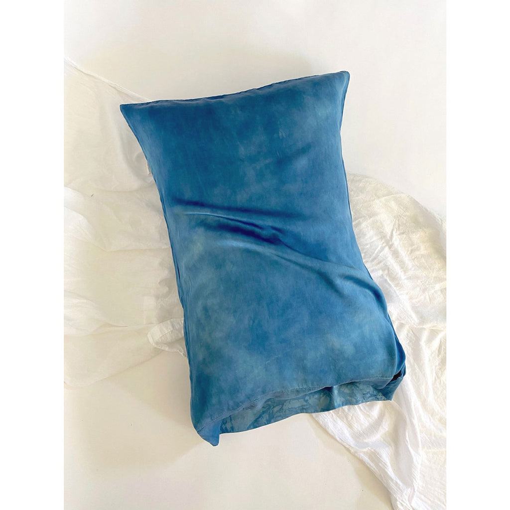 Plant-Dyed Silk Pillowcase