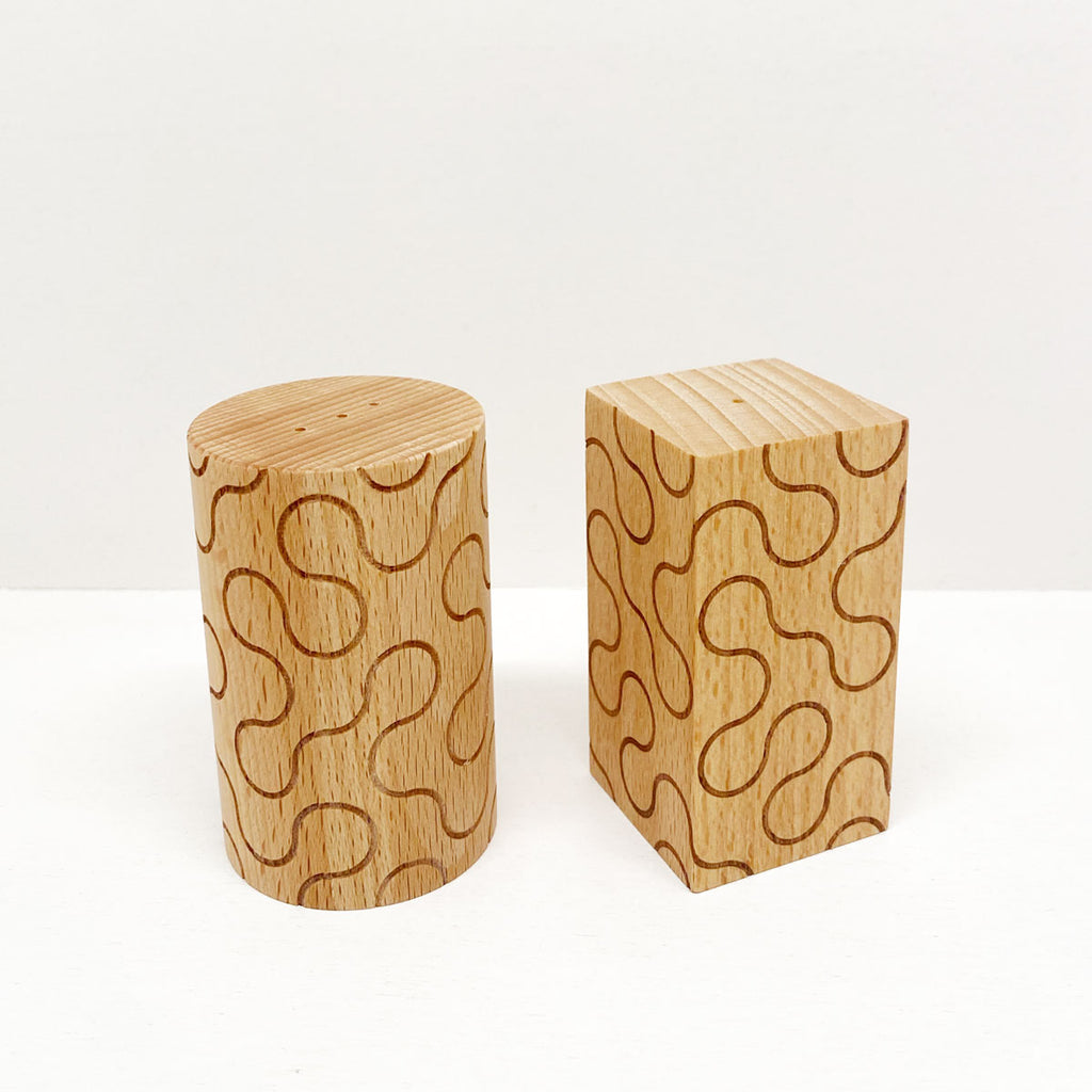 Set of Wood Pattern Salt & Pepper Shakers